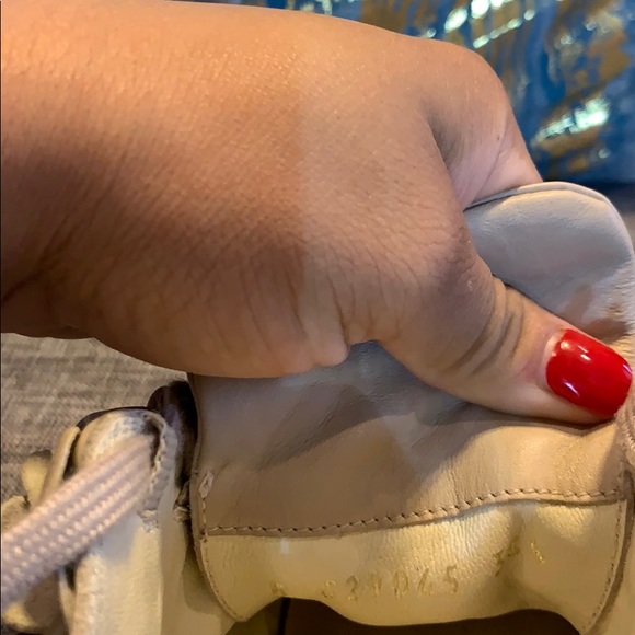 *RARE AUTHENTIC* Chanel Camellia Sneakers 36.5 - Picture 5 of 6